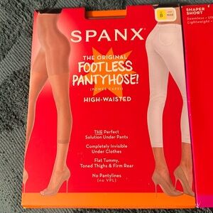 SPANX footless power capri pantyhose & power short Size B Medium M